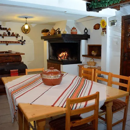 Trenchova 3* 반스코