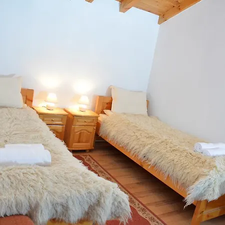 Trenchova Konukevi Bansko