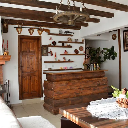 Trenchova Maison d'hôtes 3*