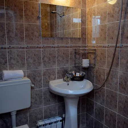 тренчова къща Къща за гости