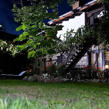 тренчова къща 3* Банско