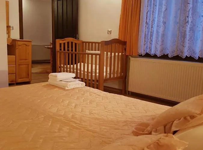 Trenchova 3* 班斯科