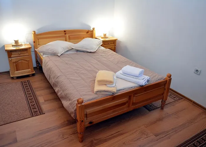 Trenchova 招待所 3*